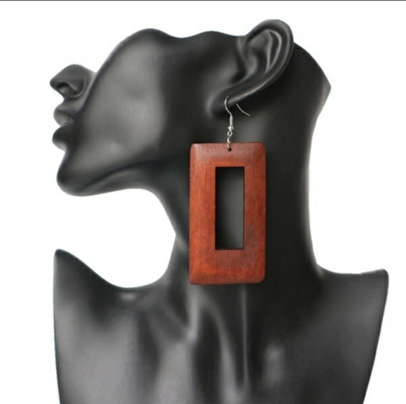 Retro Wooden Earrings - Picture 2 of 3